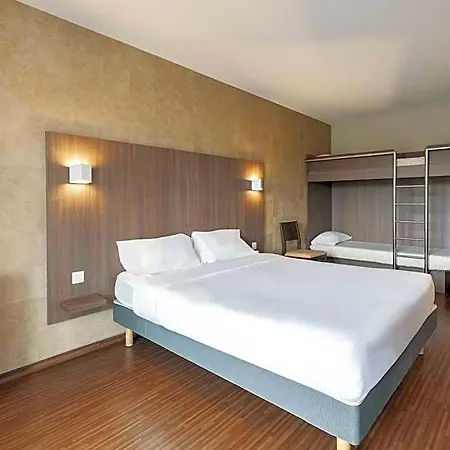 Jean De Luz Hotel 2*