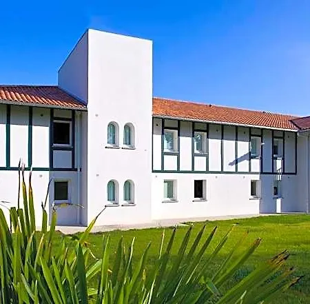 Jean De Luz